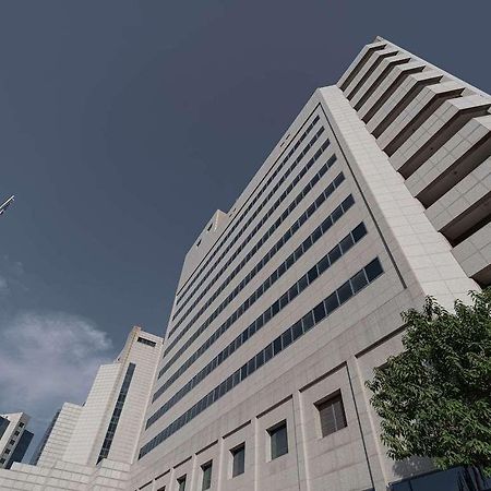 Moevenpick Hotel Tasken Kültér fotó