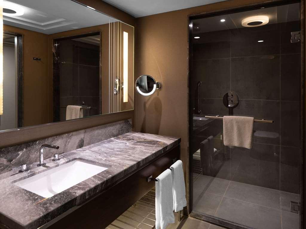 Moevenpick Hotel Tasken Szoba fotó